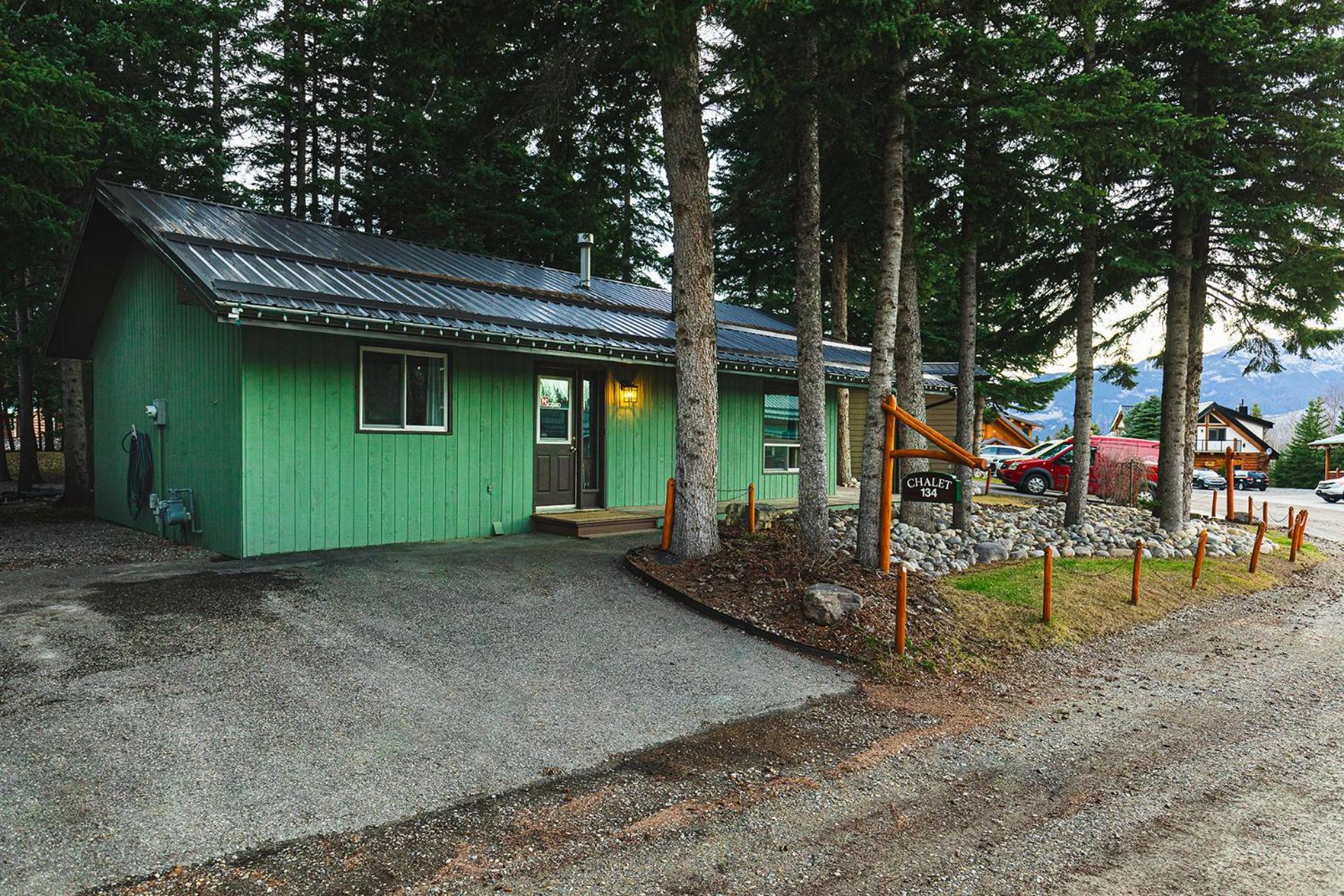 Overlander Mountain Lodge Jasper Kültér fotó