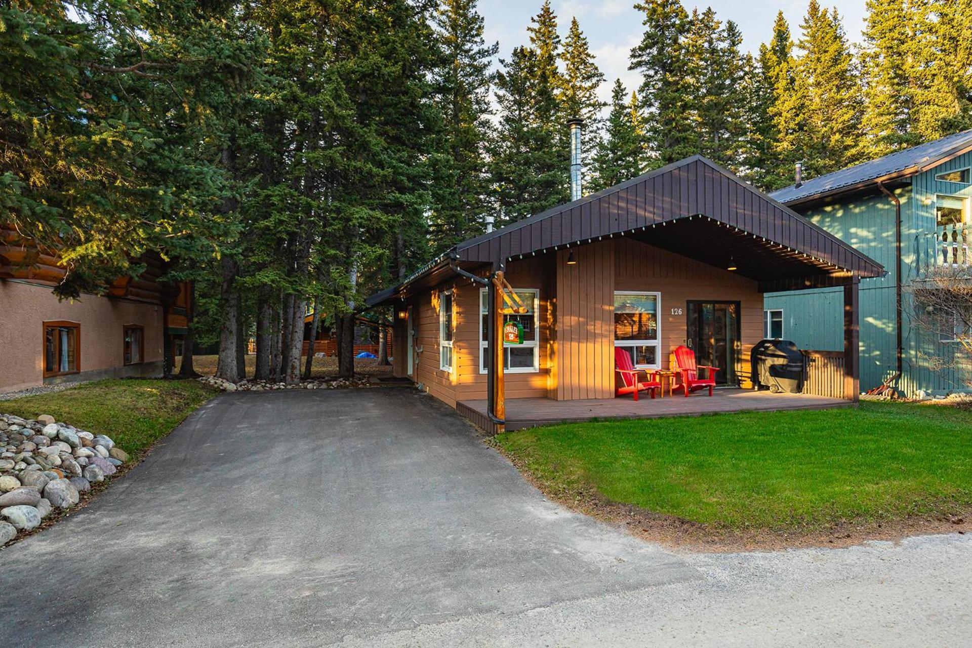 Overlander Mountain Lodge Jasper Kültér fotó