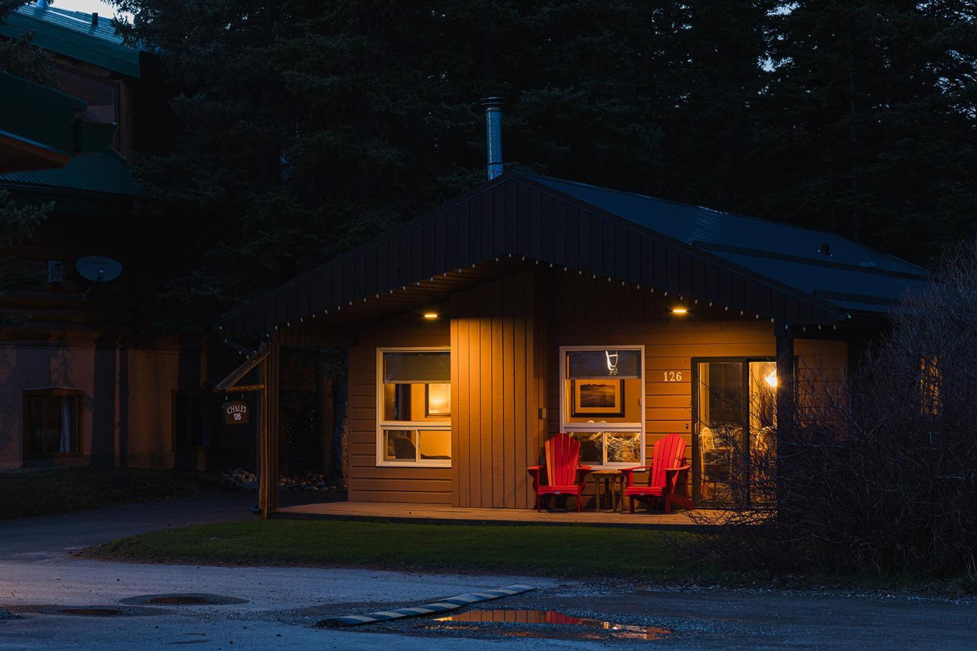 Overlander Mountain Lodge Jasper Kültér fotó