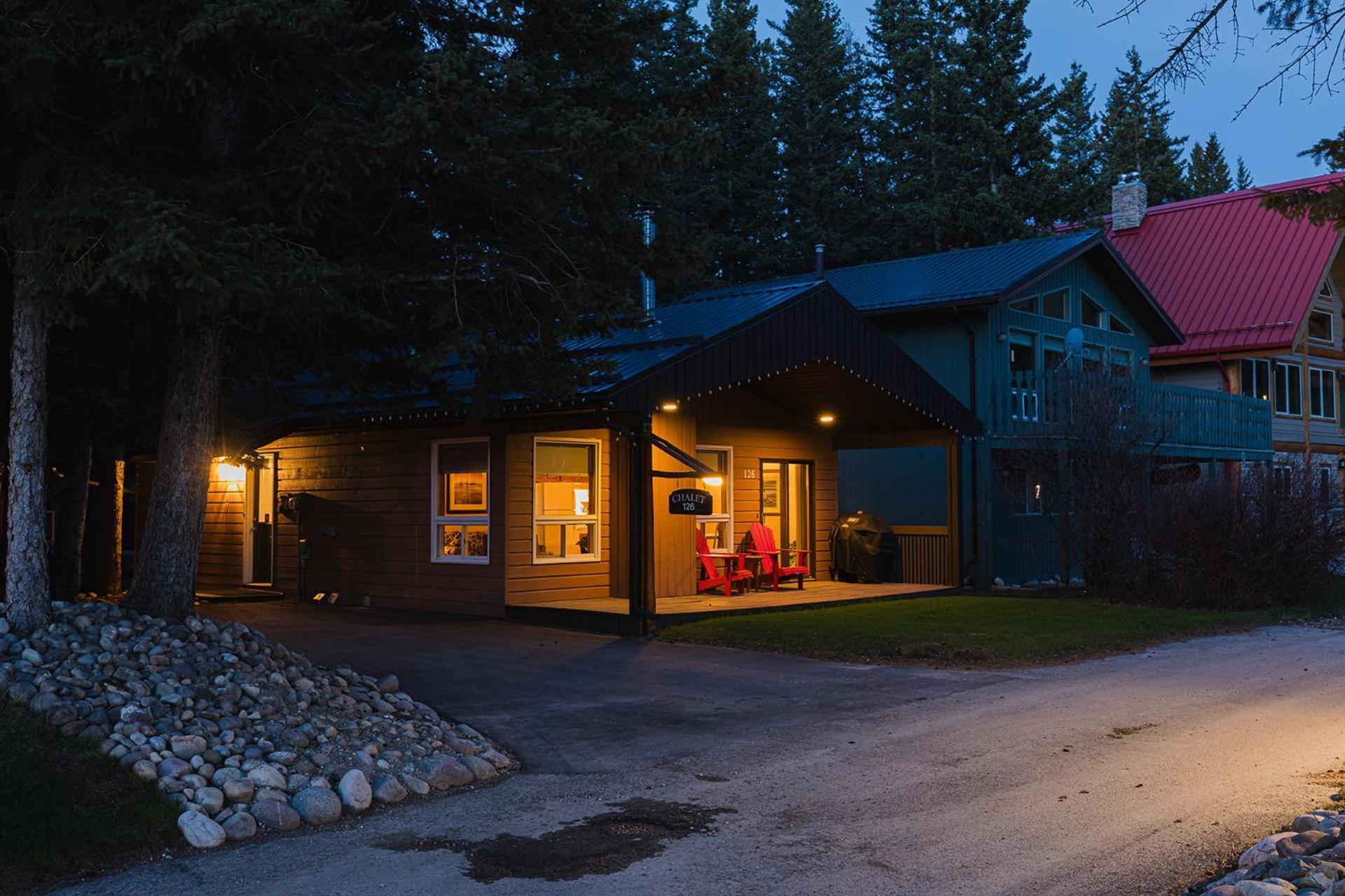 Overlander Mountain Lodge Jasper Kültér fotó