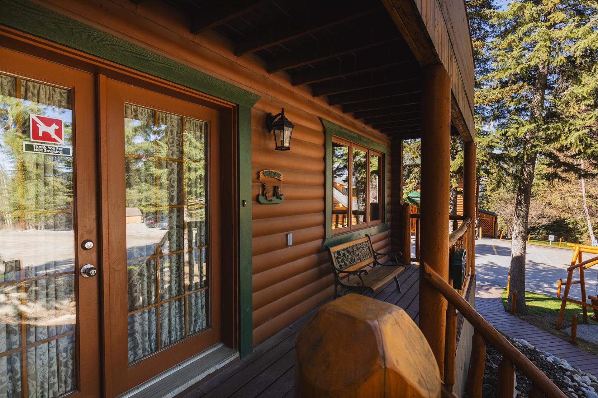 Overlander Mountain Lodge Jasper Kültér fotó