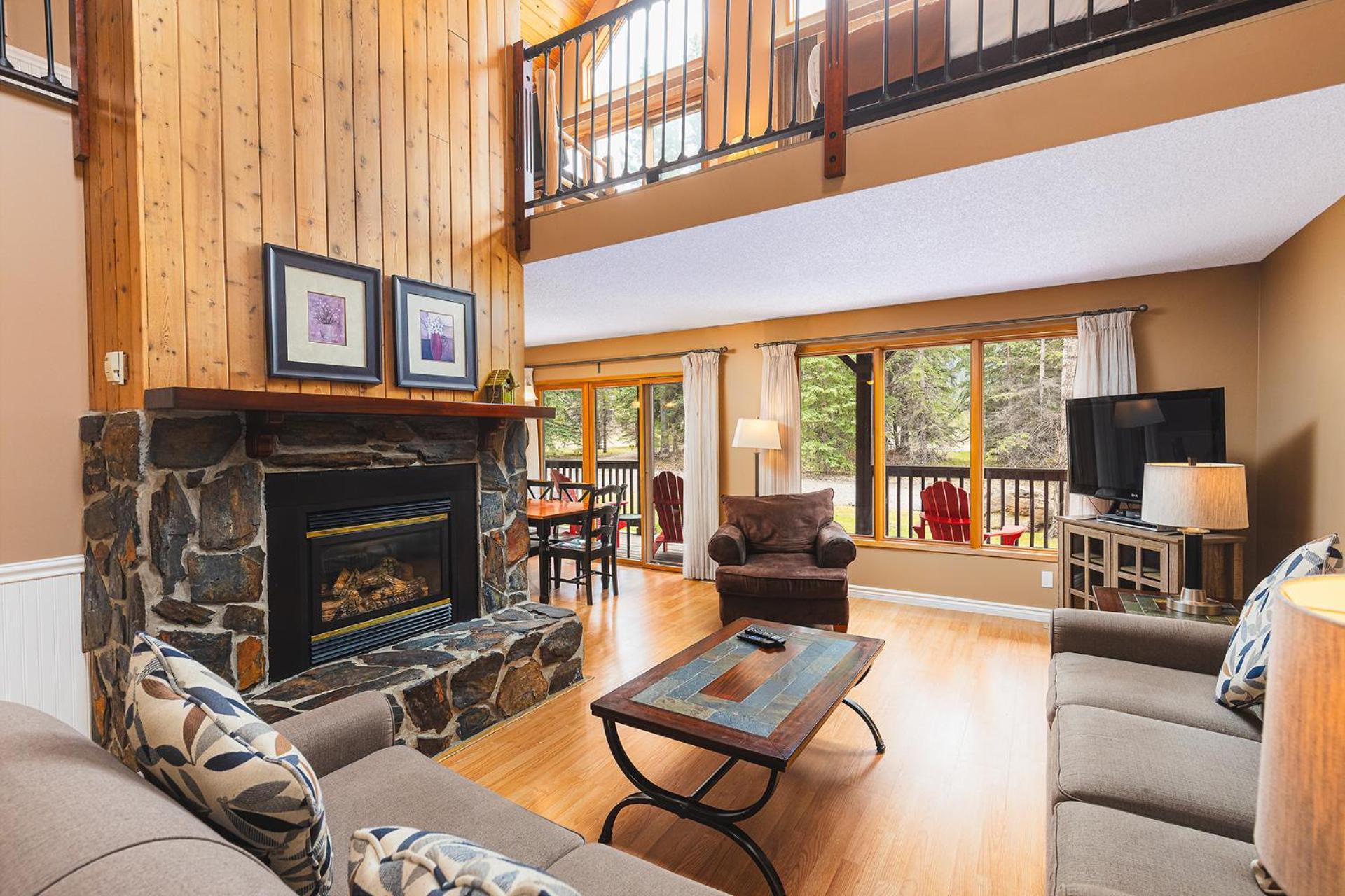 Overlander Mountain Lodge Jasper Kültér fotó
